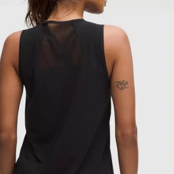 Lululemon Sculpt Women’s Black Tank Top Size: 8 - Picture 4 of 9